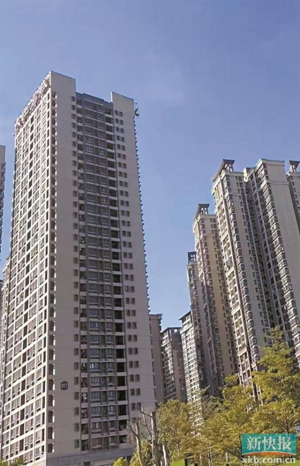 智慧财讯 广州黄埔网红盘惊现“砸盘价” 业主发长信呼吁“抱团护盘”